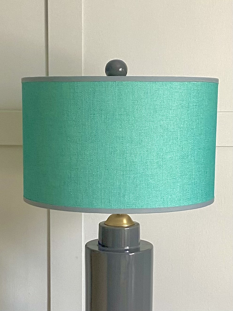 VERDE FRANCÉS INTERIOR DORADO